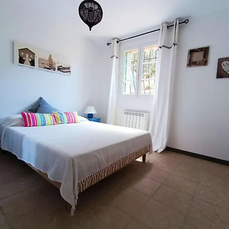 Villa Belle Climatisee Avec Piscine Et Parking Au Lavandou - Fr-1-308-200 Le Lavandou