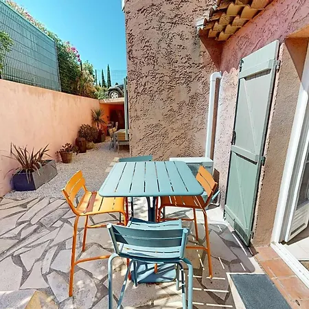 Belle Climatisee Avec Piscine Et Parking Au Lavandou - Fr-1-308-200 Le Lavandou